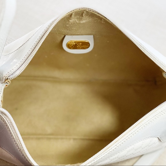 !!!!! SOLD!!!! Authentic GUCCI GG Supreme Webb - Picture 13 of 14